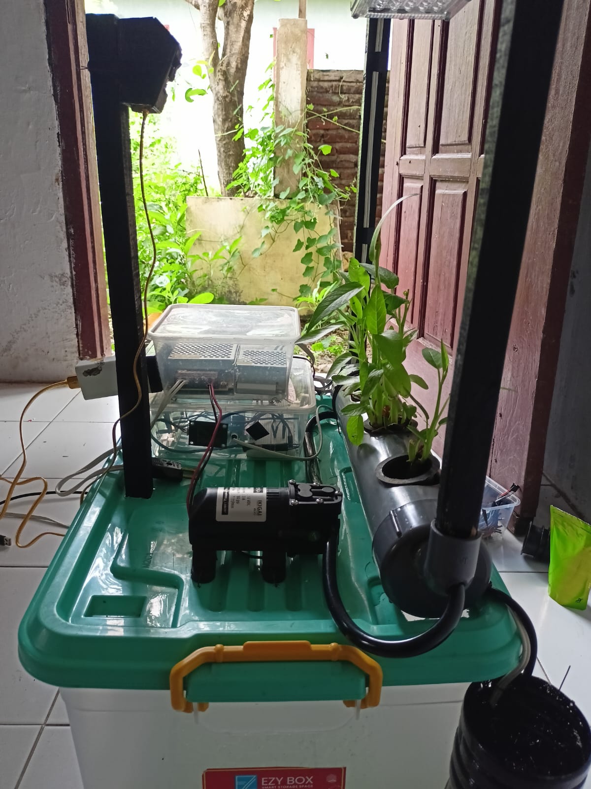 Aplikasi Hidroponik